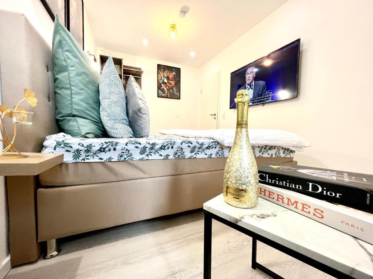 Bed & Breakfast Living Solution 24 Karlsruhe